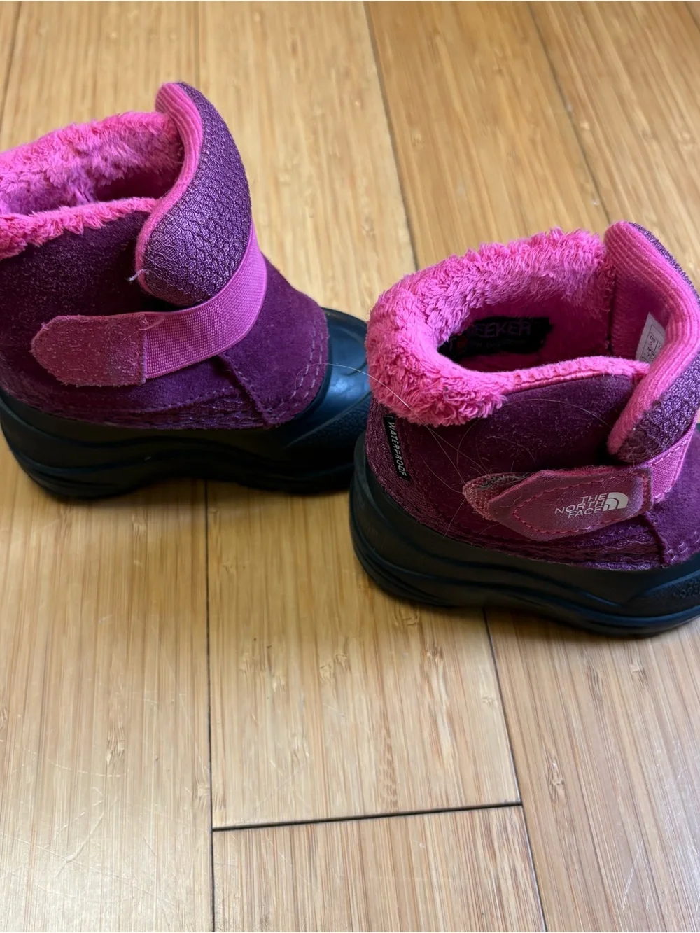 The North Face Kids Magenta & Pink Winter Boots - Picture 2 of 3